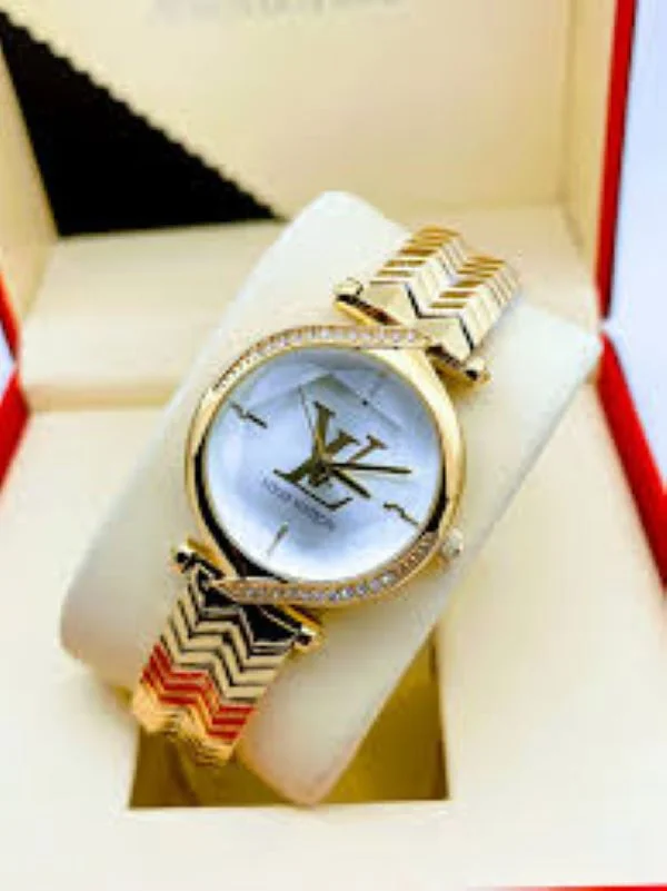 gold_louis_vuitton_watch_2.webp