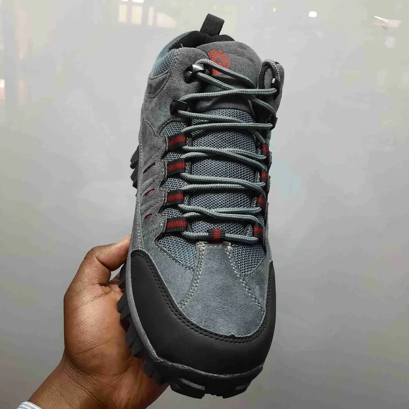 gray_hiking_skyview_durable_boots_outdoor_breathable_fabrictrendy_fashion_2.webp