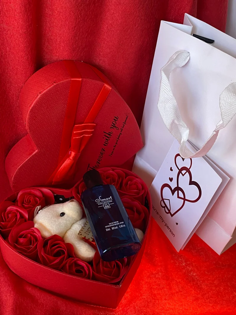 hot_valentines_pack_-_floral_pack_with_bear_doll_6.webp