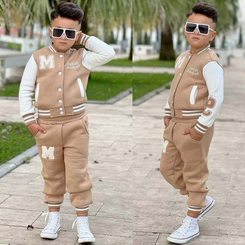 kids'_m_college_tracksuits!_stylish,_comfy&durable_,affordable,trendytracksuits_2.webp