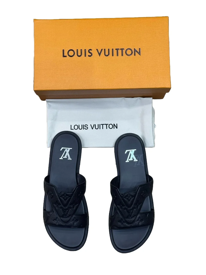 louis_vuitton_men’s_black_sandals_2.webp