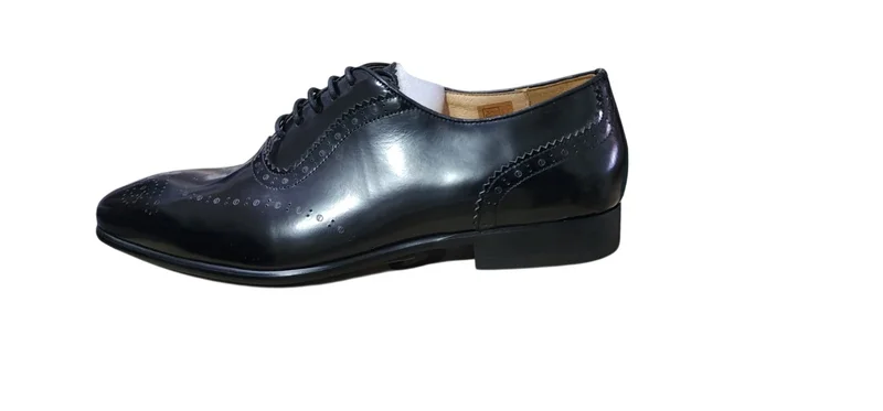 men's_premium_leather_oxford_dress_shoes_-_brogue_detailing_-_perfect_for_weddin_2.webp