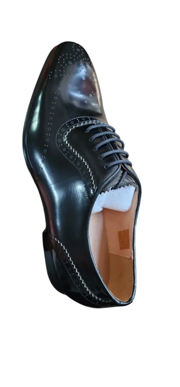 men's_premium_leather_oxford_dress_shoes_-_brogue_detailing_-_perfect_for_weddin_4.webp