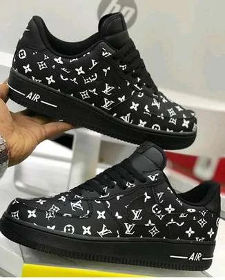 nike_air_force_1_lv_custom_5.webp