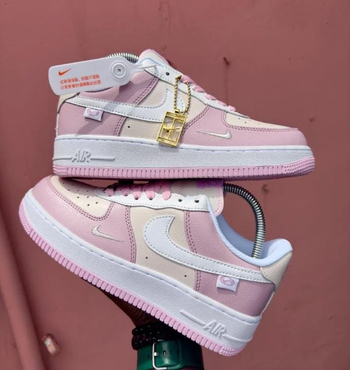 nike_air_force_1_pink-white__sneakers_2.webp