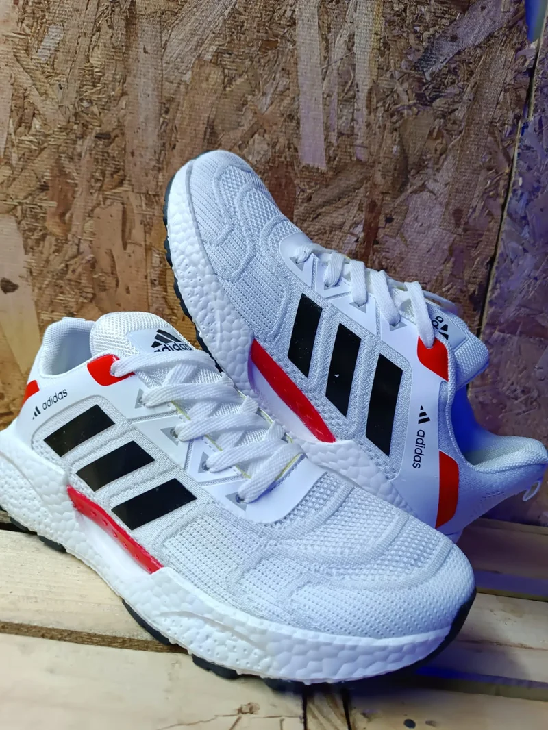 adidas_sneakers_black_white_red__running_shoes_-_trainers_2.webp