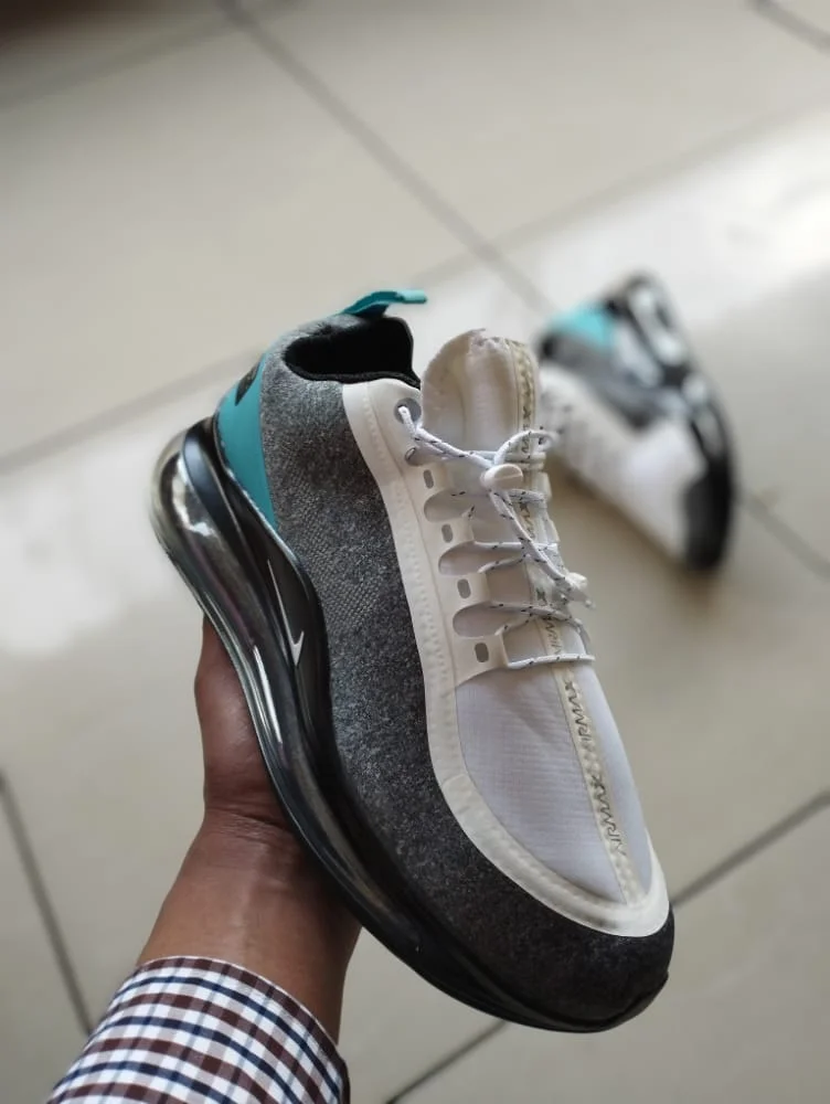 nike_air_max_720_run_utility_-_white_grey_blue_black_2.webp
