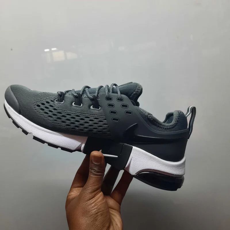 nike_duralon_running_shoes_grey__for_gym_wear_2.webp