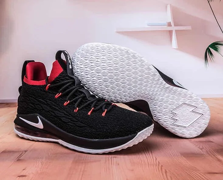 nike_lebron_shoes_black_red_2.webp