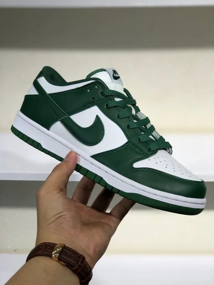 nike_sb_dunk_low__michigan_state__3.webp