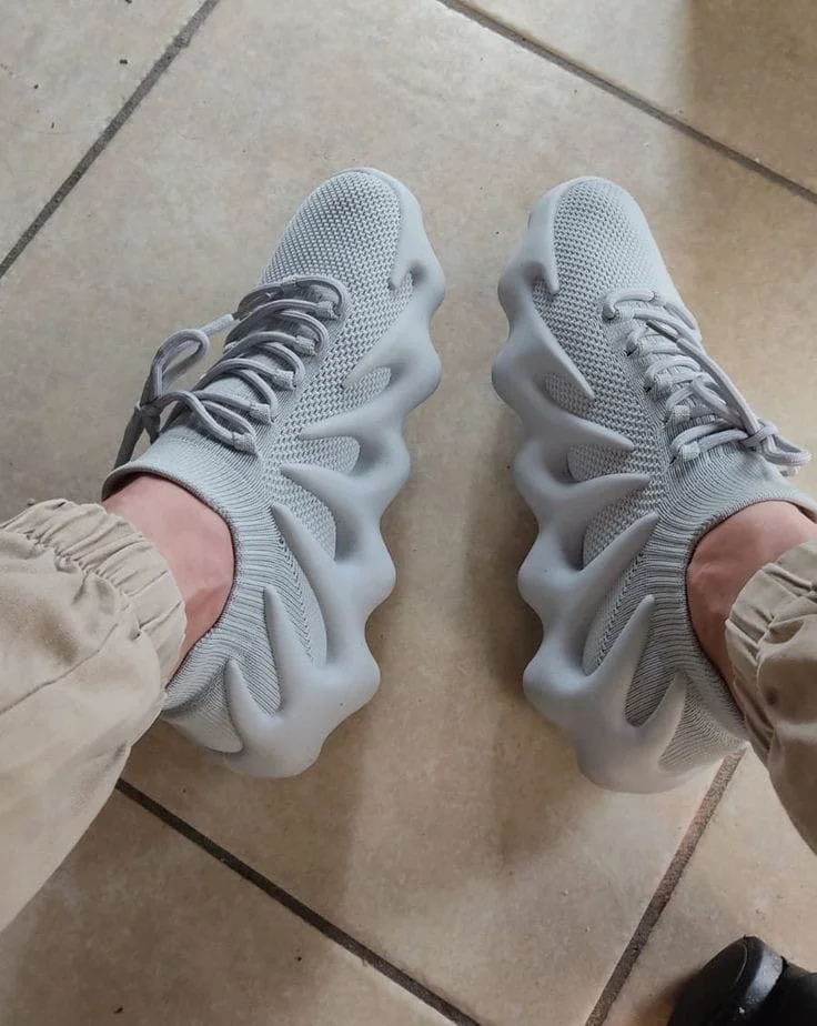 adidas_yeezy_450_grey_sneakers_2.webp