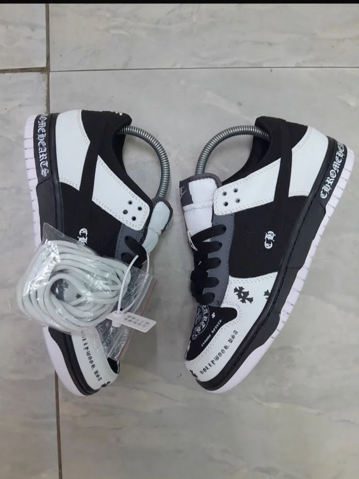 original_chrome_heart_x_nike_sb_2.webp