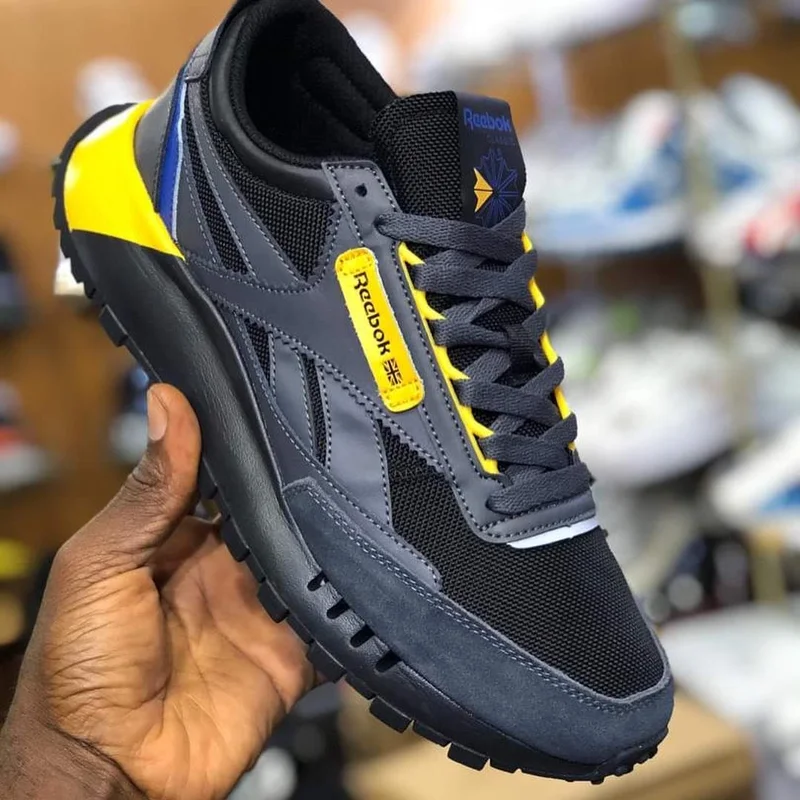 reebok_classic_legacy_leather_unisex_black_yellow_sneakers_2.webp