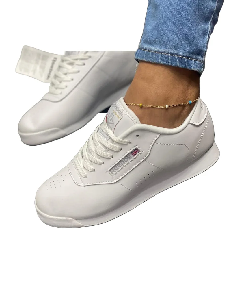 reebok_sneakers_white_2.webp