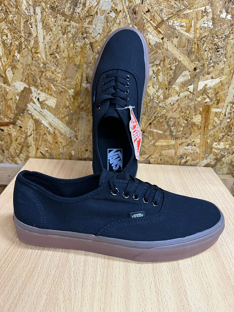 vans_off_the_wall_double_sole_black_-_gum_sole_2.webp