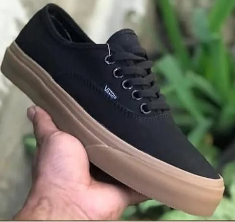 vans_off_the_wall_double_sole_black_-_gum_sole_3.webp