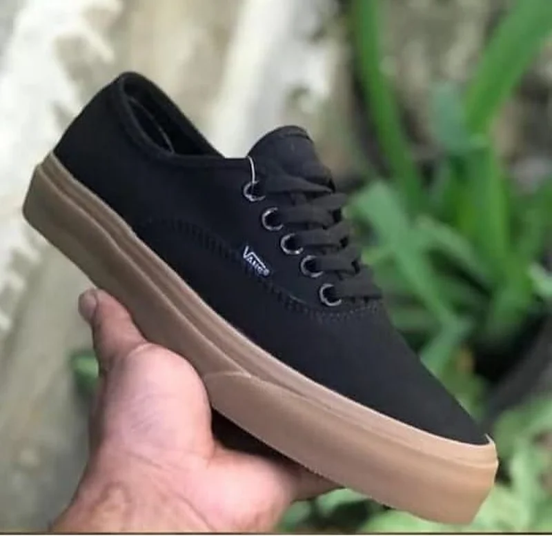 vans_off_the_wall_double_sole_black_-_gum_sole_4.webp