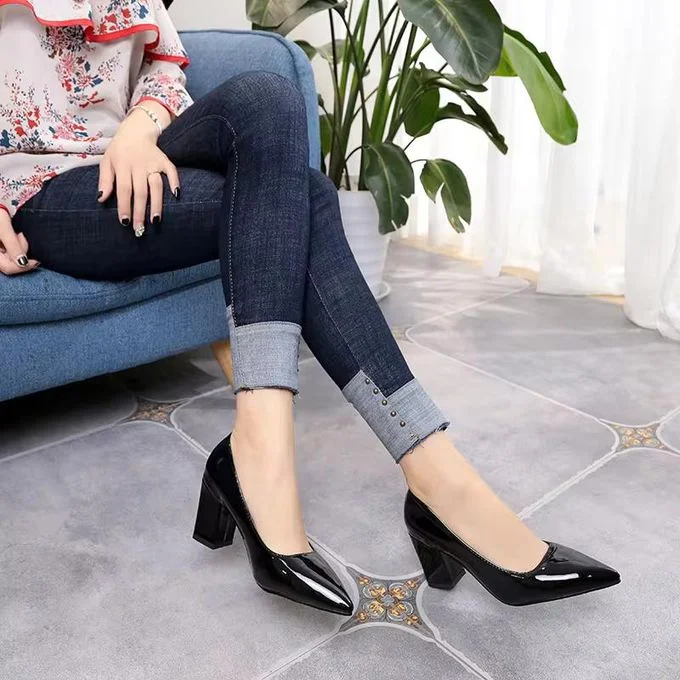 women's_chunky_block_high_heels_wetlook_pumps_closed_leather_black_3.webp