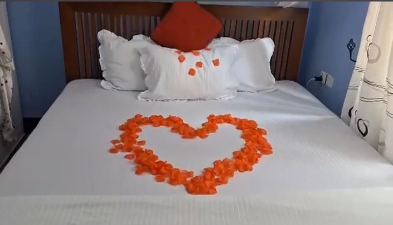 💕💐81_pcs_of_artificial_soap_rose❤️_6.webp