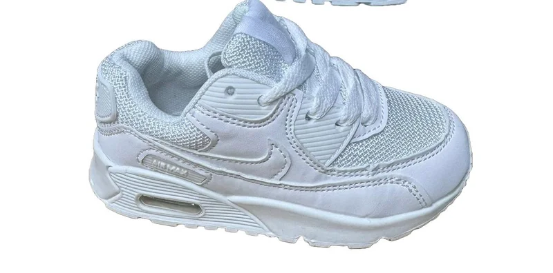 classic_nike_air_max_90__kids_sneakers_2.webp