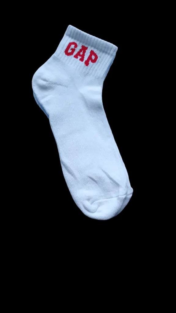 gap white ankle socks-1.webp