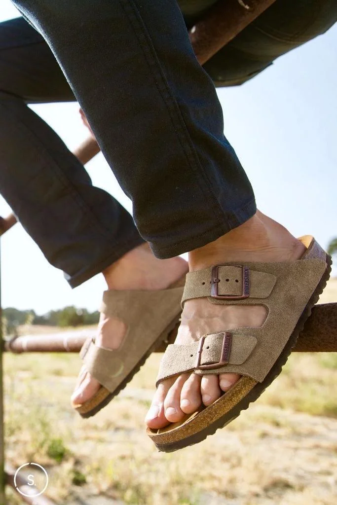 birkenstock_leather_sandals_arizona_mocha_brown_open_shoes_2.webp