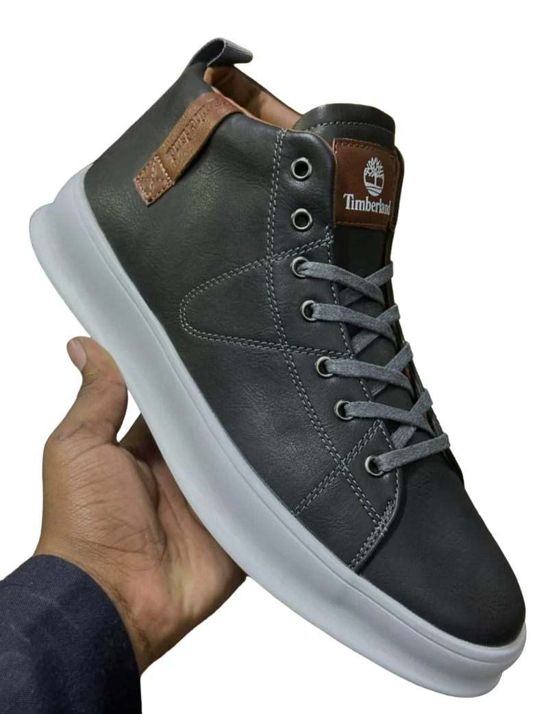 black_&_white_timberland_high-top_sneakers_2.webp