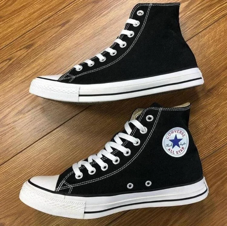 black_and_white_converse_chuck_70_high-top_sneakers_2.webp