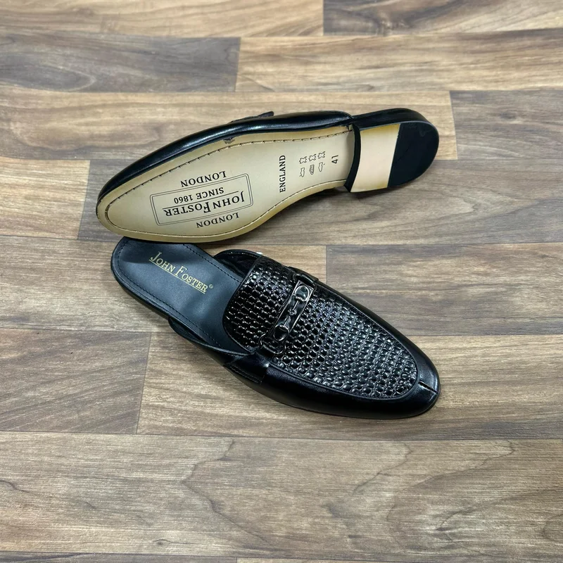 black_fashion_men_loafers_slip_on_sandals._2.webp