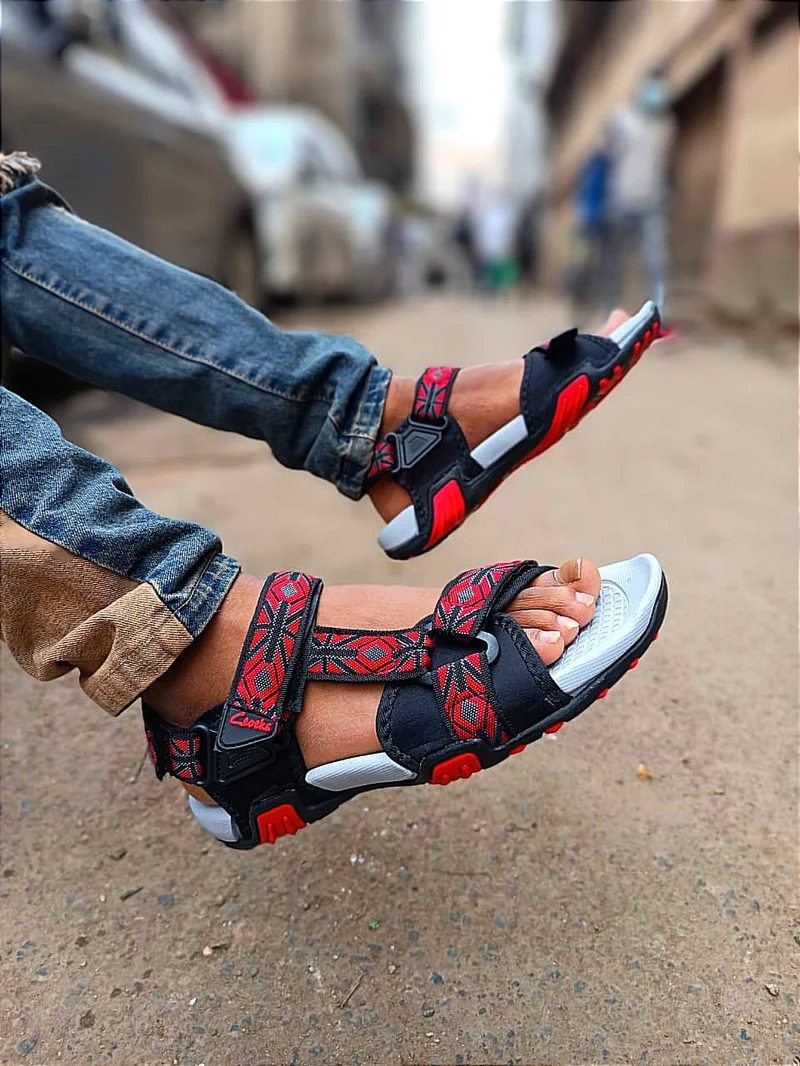 Clocks sandals Open Shoes for men- Black Red