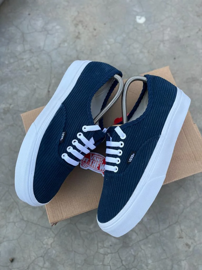Fabric Double Sole Vans of the Wall Navy Blue unisex
