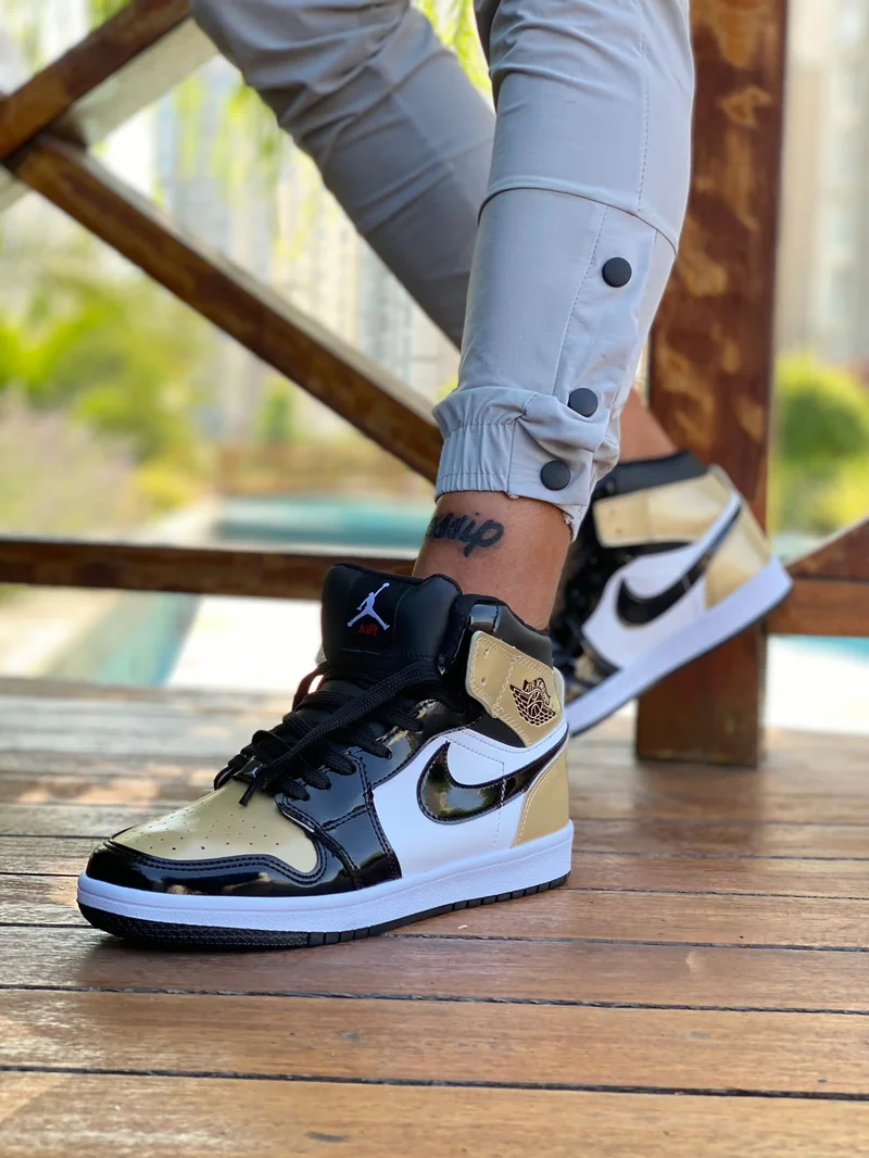 Jordan 1 Retro High NRG Patent Gold Toe
