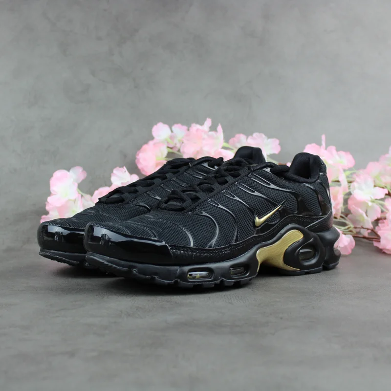 Nike TN Air Max Plus Black Gold