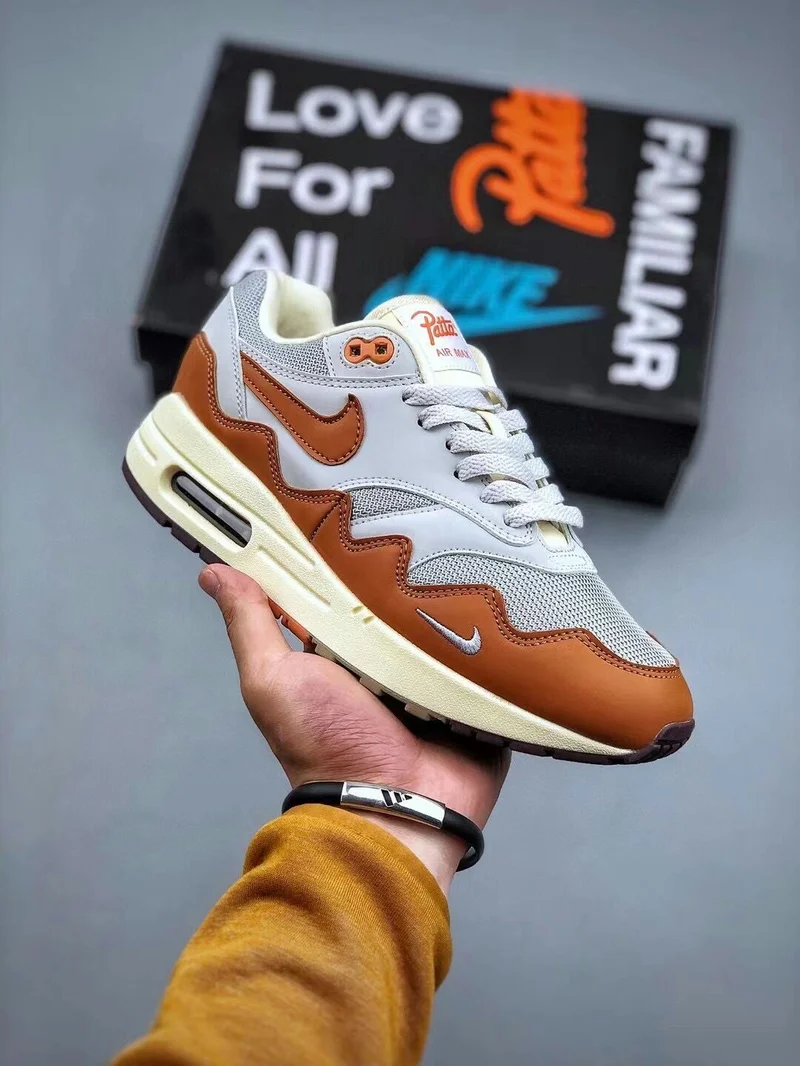 Patta x Nike Air Max 1 Monarch