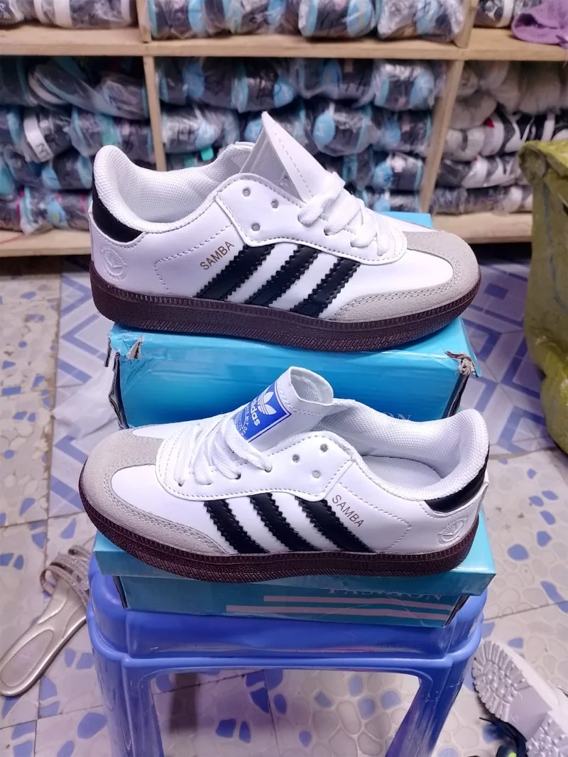 WHITE -BLACK STRIPE KIDS SAMBA ADIDAS SNEAKERS
