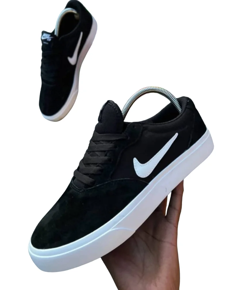 Nike SB Charge SLR Low-Top Sneakers: Elevate Your Skate Style
