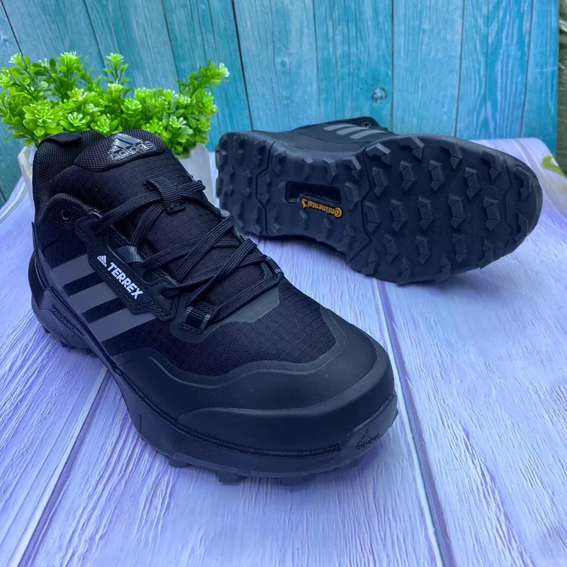 Adidas Men's Terrex Swift GORE-TEX Hiking Trekking Shoes-Black White
