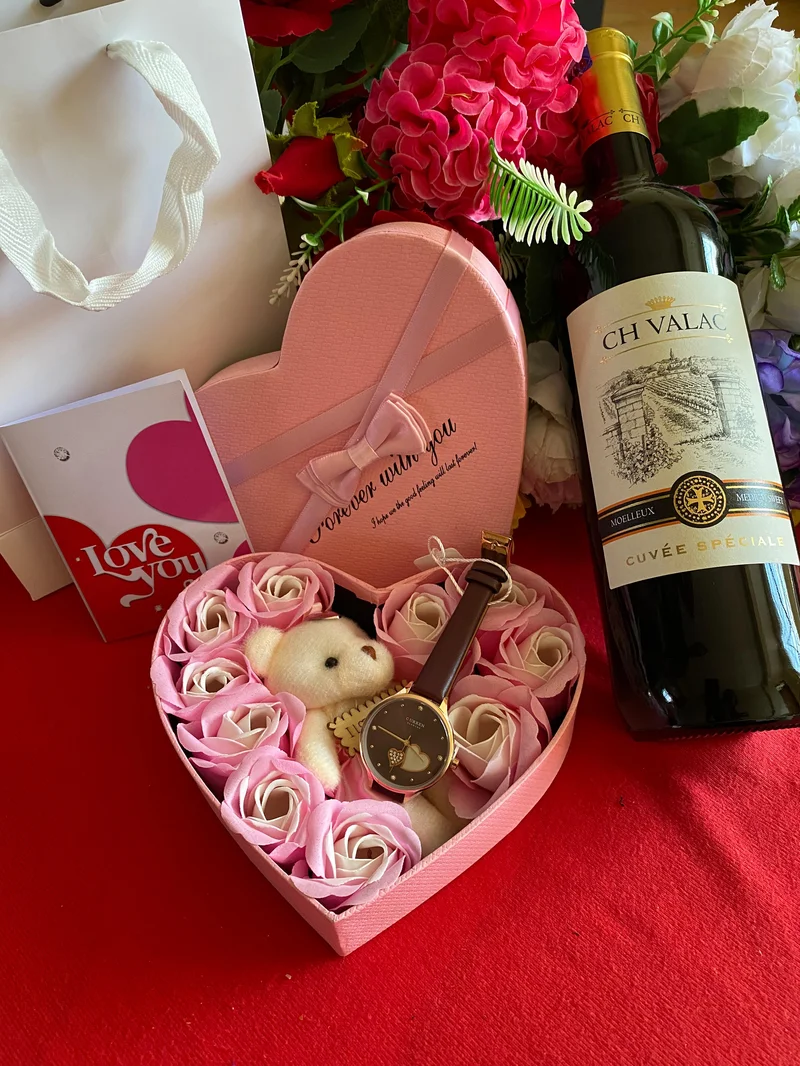 HOT VALENTINE LADIES PACK X BARON RED WINE
