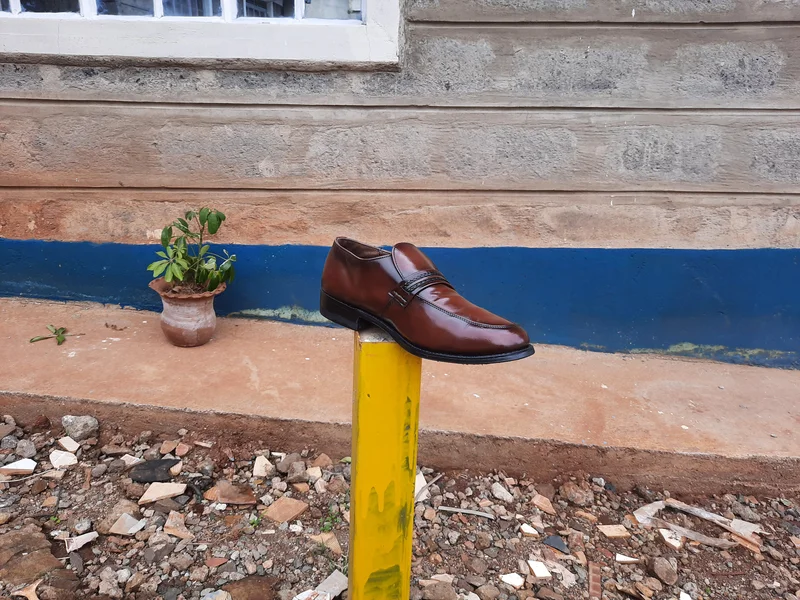 Men Leather Shoes with Added Comfort