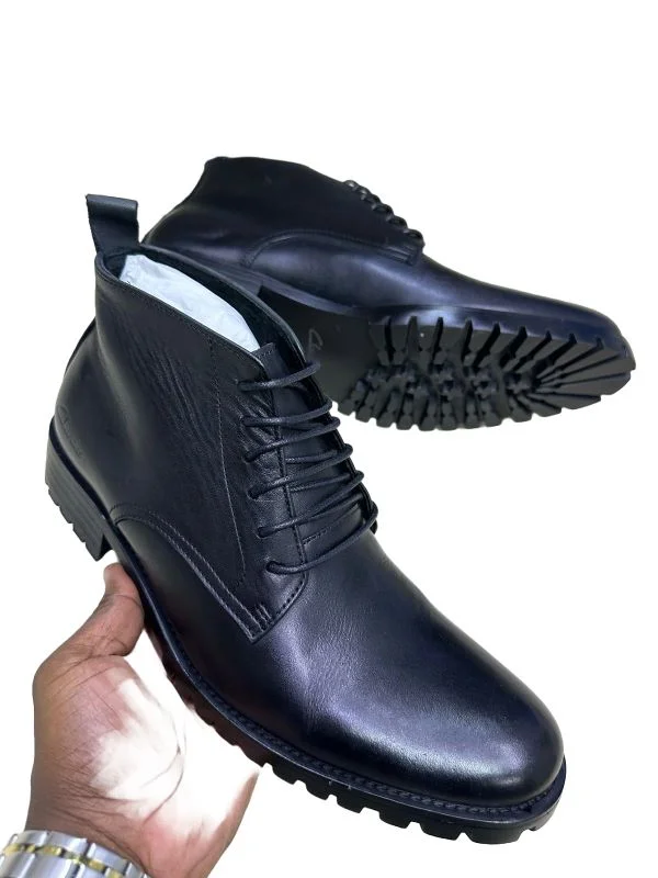 PREMIUM BLACK  LEATHER  LOW CUT BOOTS