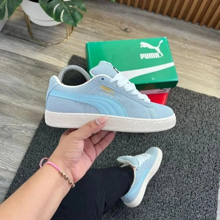 PUMA Smash v2 - Modern Comfort