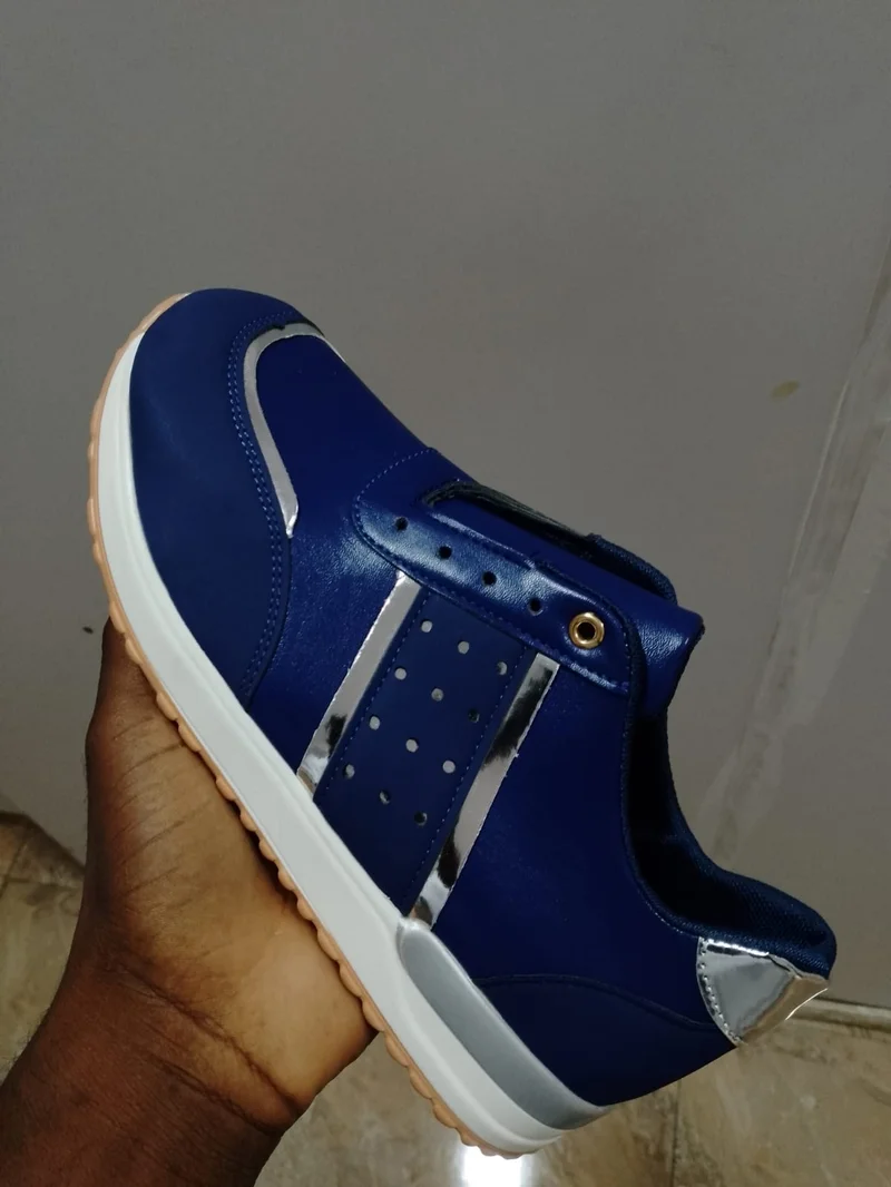 Quality and Durable Ladies  Casual Sneakers Blue