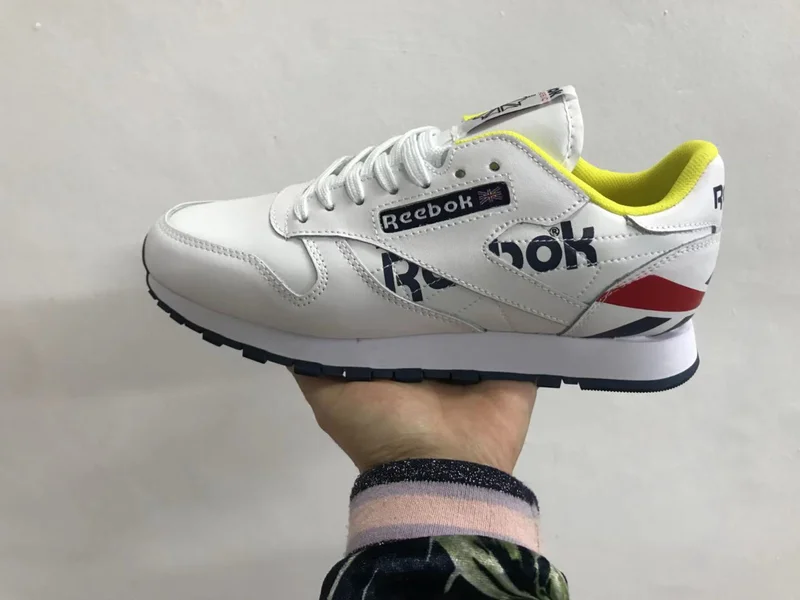 Reebok Men's Classic Leather EG5275
