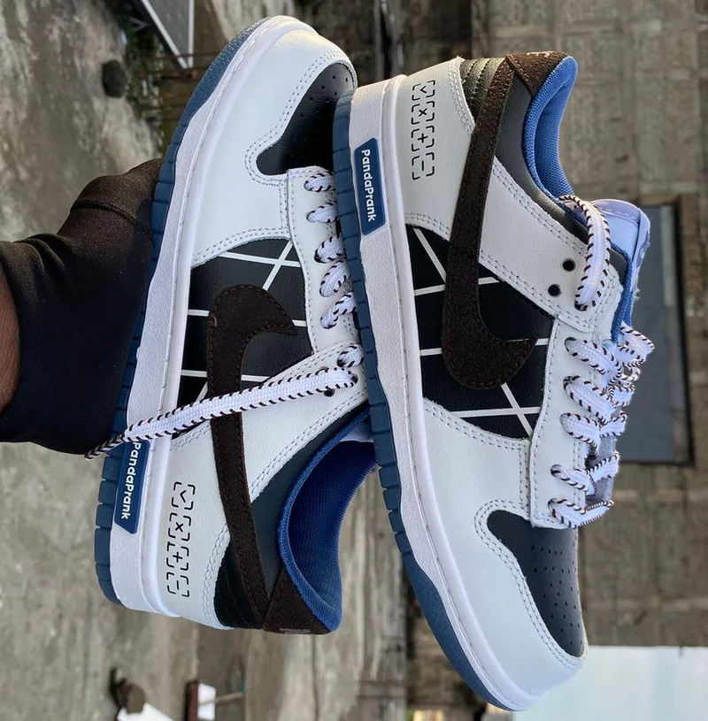 Sportswear Nike SB Dunk PandaPrank Sneakers