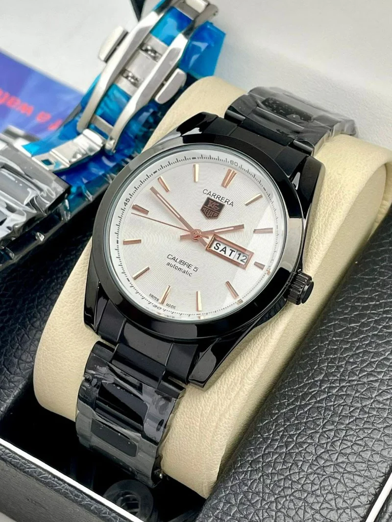 Tag Carrera Slim 7AA Premium Series Men's collection Silver $ Black Wrist Watch