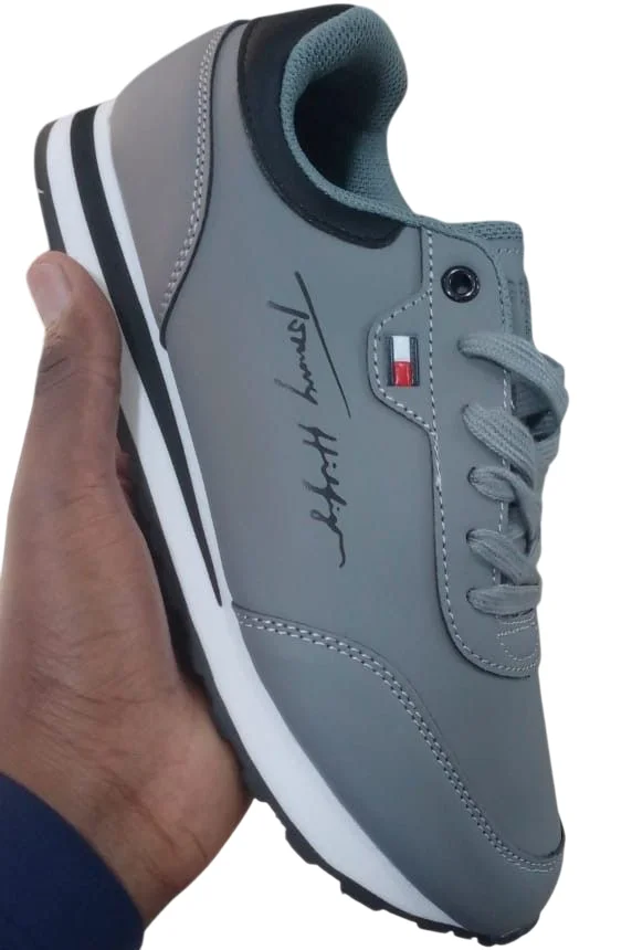Tommy Hilfiger low laced Logo Jogger Sneaker-Grey