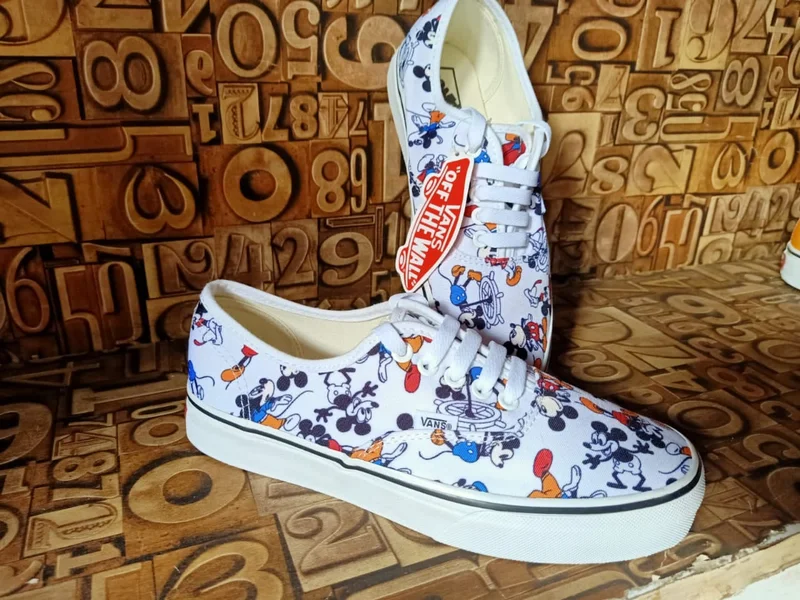 Tribal vans Double sole Floral White Vans