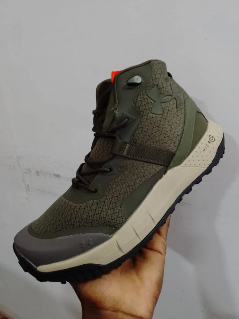 UNDER ARMOUR Quality Men Sports Boots Green Shoes