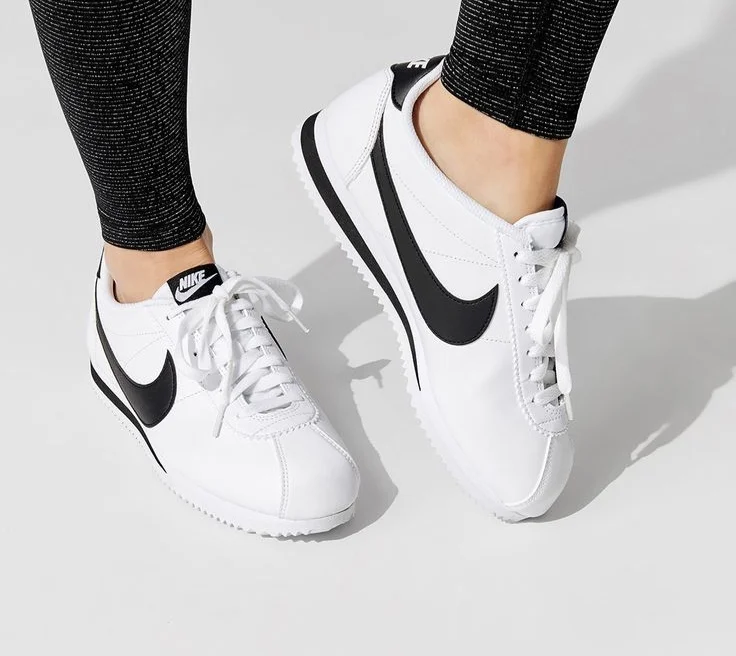 White Nike Classic Cortez Leather Unisex sport shoes