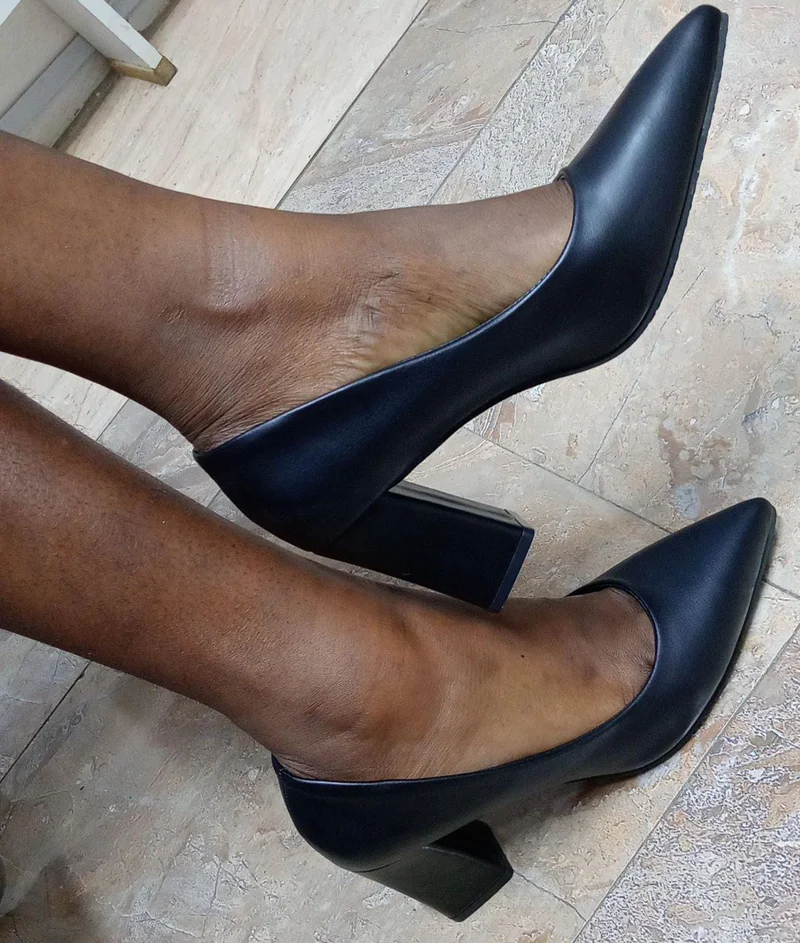 Women's Chunky Block High Heels Pumps Closed Leather Black